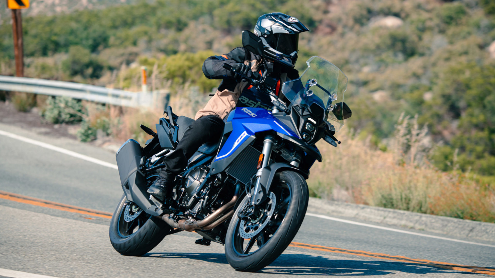 Suzuki onthult gloednieuwe Suzuki V-STROM 800